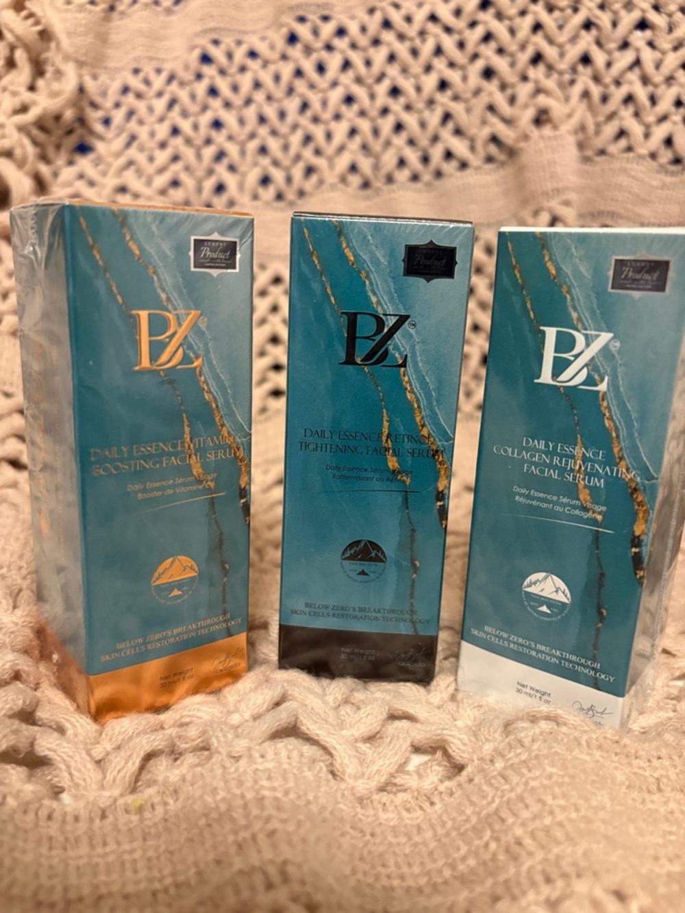 BUNDLE ‼️3 Daily Essence Collagen Rejuvenating Facial Serums - Teal